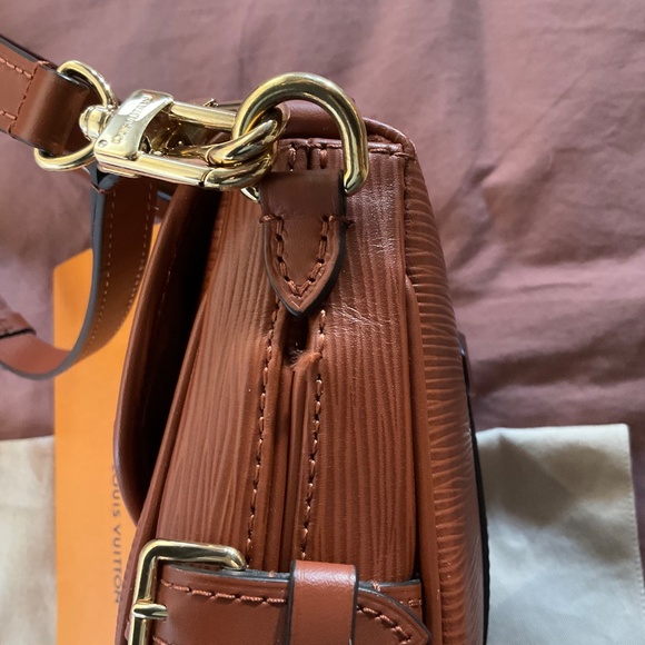 Louis Vuitton Samur BB Cognac - Picture 4 of 9